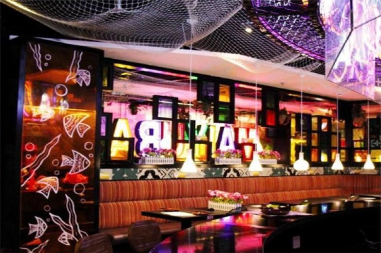 当热辣烤鱼遇上暖心陪护 v5麻辣香锅烤鱼推出特色病人陪护服务